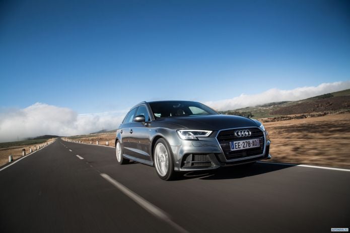 2016 Audi A3 Sportback S-line TFSI - фотография 10 из 25