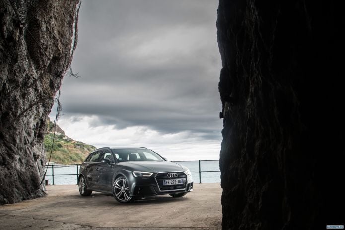 2016 Audi A3 Sportback S-line TFSI - фотография 11 из 25 2016 Audi A3 Sportback S-line TFSI - фотография 11 из 25