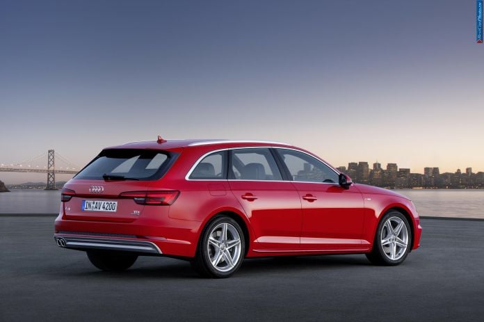 2016 Audi A4 Avant - фотография 4 из 26