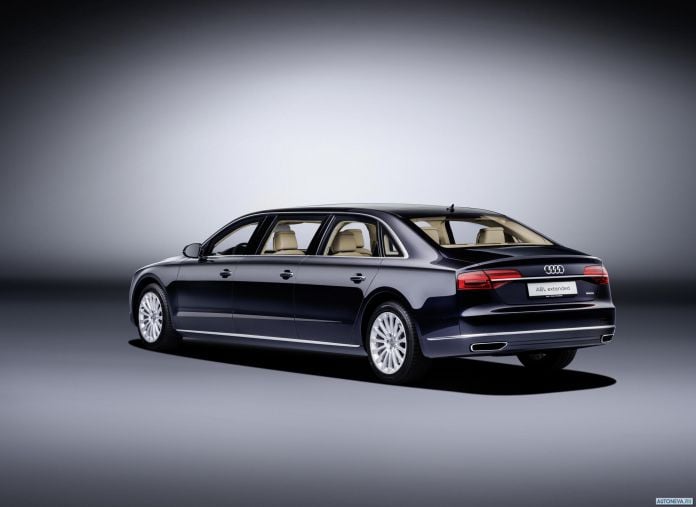 2016 Audi A8 L Extended - фотография 2 из 12