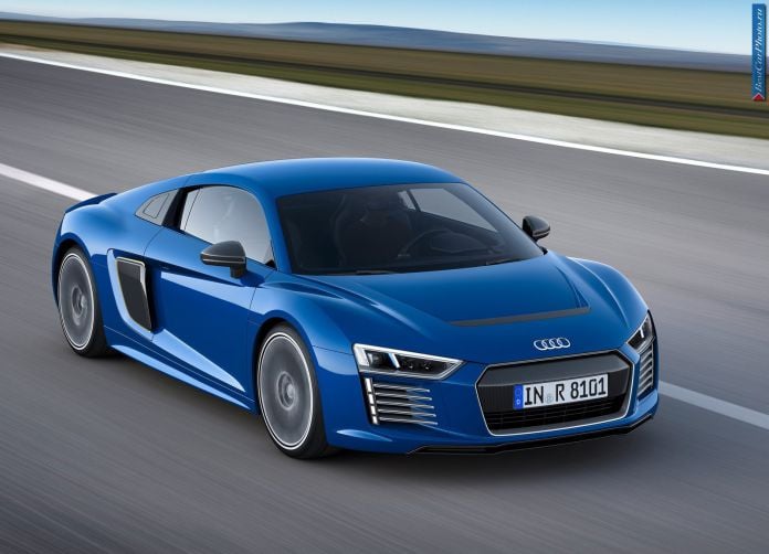 2016 Audi R8 e-tron - фотография 4 из 14