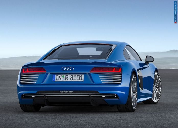 2016 Audi R8 e-tron - фотография 10 из 14