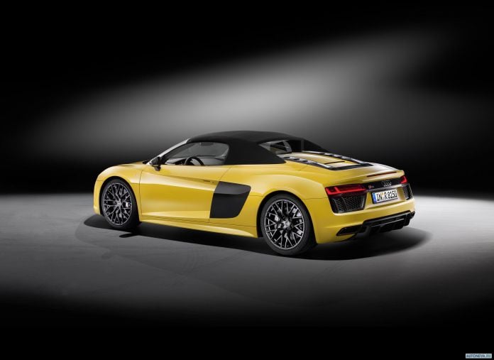 2016 Audi R8 V10 Spyder - фотография 21 из 39