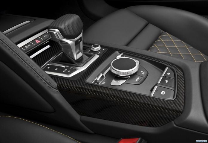 2016 Audi R8 V10 Spyder - фотография 34 из 39