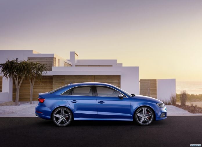 2016 Audi S3 Sedan - фотография 8 из 11