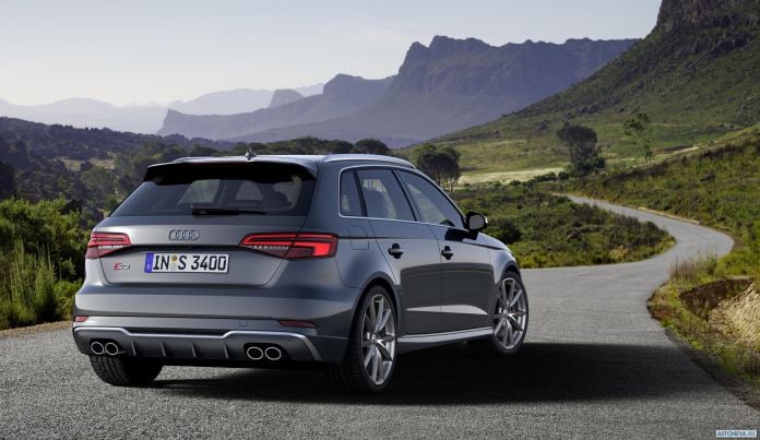 2016 Audi S3 Sportback - фотография 2 из 13