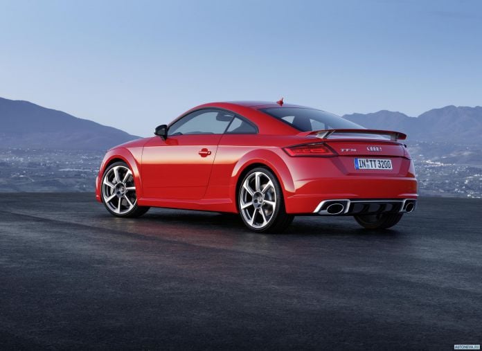 2016 Audi TT RS Coupe - фотография 2 из 45