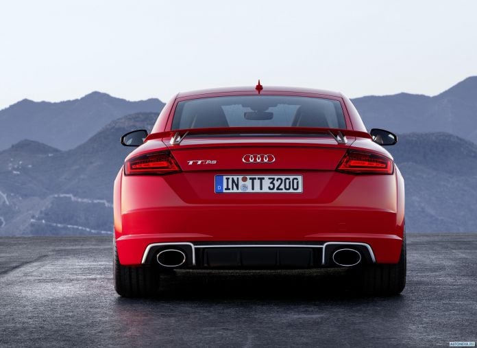 2016 Audi TT RS Coupe - фотография 12 из 45