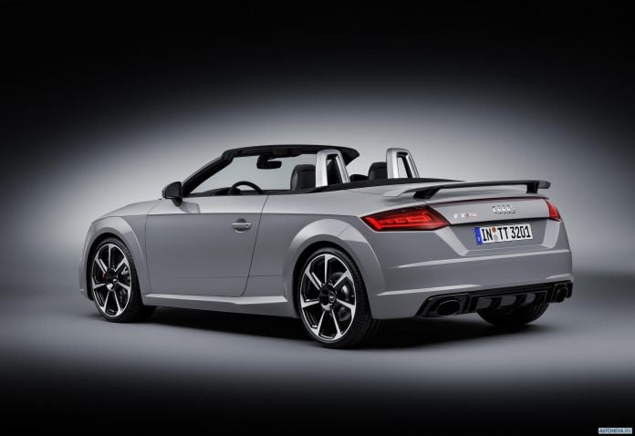 2016 Audi TT RS Roadster - фотография 27 из 41
