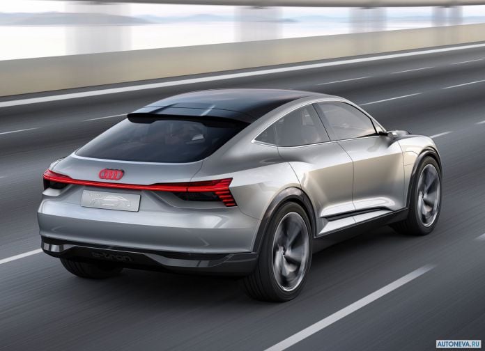 2017 Audi e-tron Sportback Concept - фотография 4 из 12