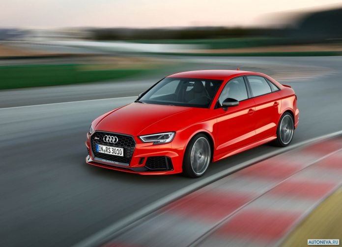 2017 Audi RS3 Sedan - фотография 3 из 26