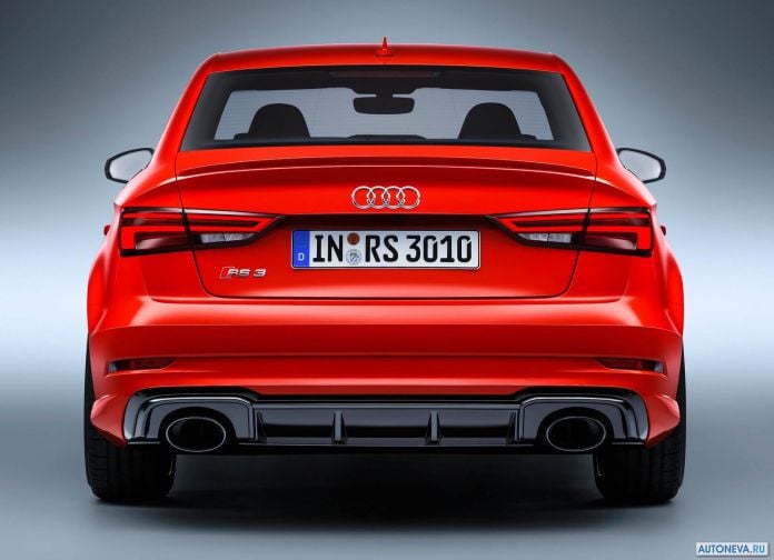 2017 Audi RS3 Sedan - фотография 15 из 26