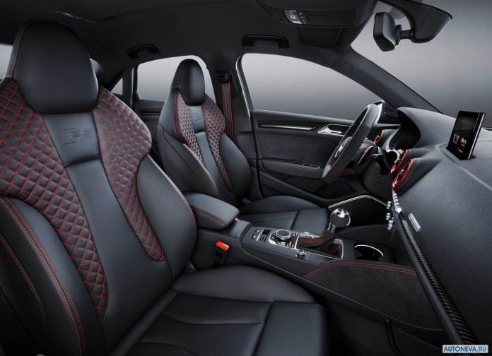 2017 Audi RS3 Sedan - фотография 17 из 26