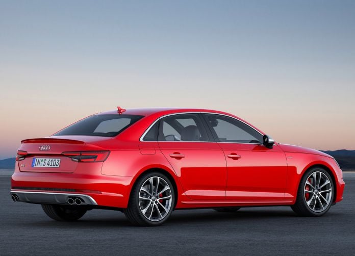 2017 Audi S4 - фотография 8 из 16