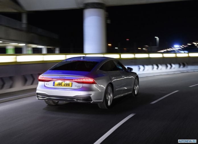 2018 Audi A7 Sportback UK-version - фотография 26 из 64