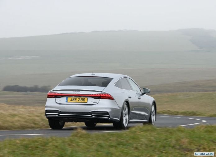 2018 Audi A7 Sportback UK-version - фотография 28 из 64