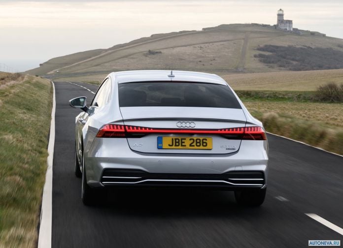 2018 Audi A7 Sportback UK-version - фотография 33 из 64