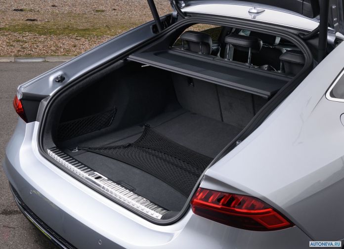 2018 Audi A7 Sportback UK-version - фотография 52 из 64