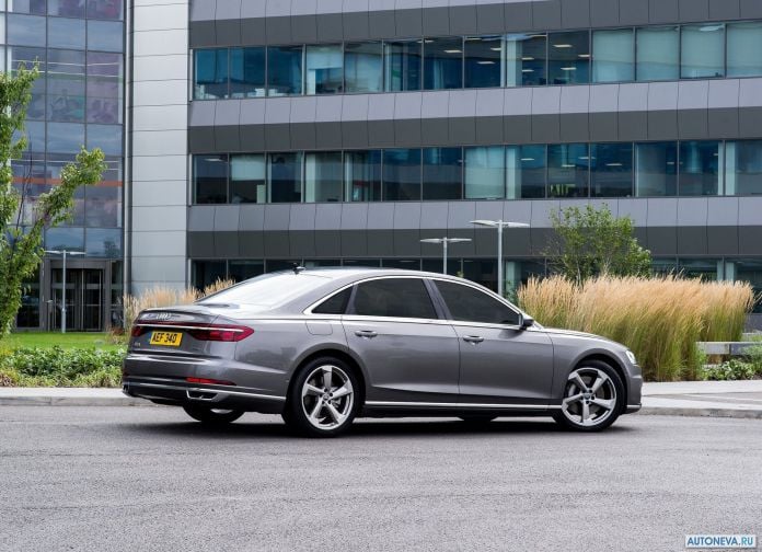 2018 Audi A8 L - фотография 38 из 133