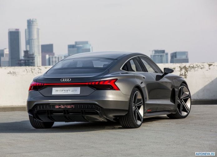 2018 Audi e-tron GT Concept - фотография 15 из 54
