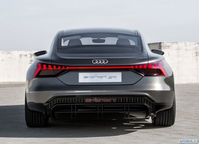 2018 Audi e-tron GT Concept - фотография 25 из 54