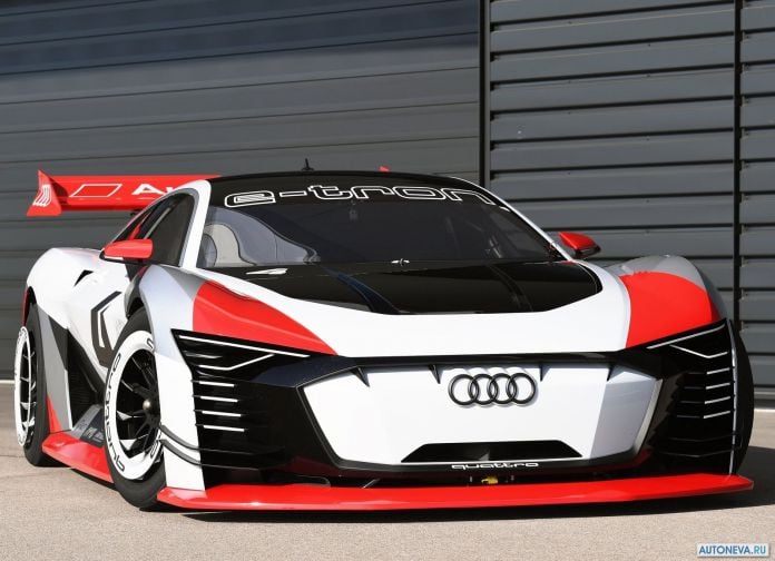 2018 Audi E-tron Vision Gran Turismo Concept - фотография 3 из 17