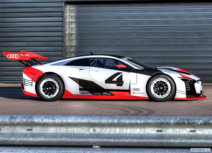 2018 Audi E-tron Vision Gran Turismo Concept - фотография 7 из 17