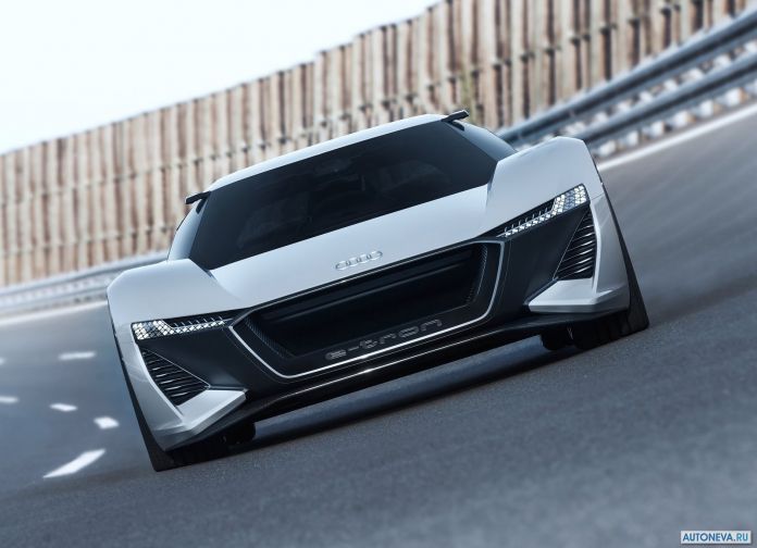2018 Audi PB18 e-tron Concept - фотография 14 из 36