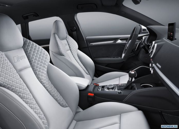 2018 Audi RS3 Sportback - фотография 16 из 16