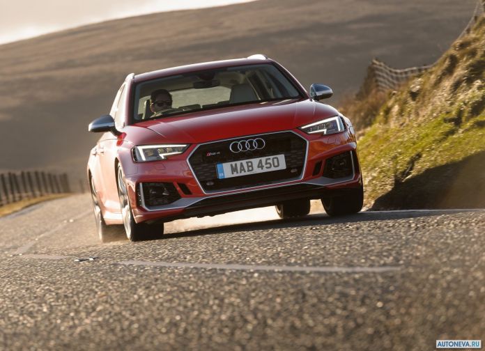 2018 Audi RS4 Avant - фотография 50 из 227