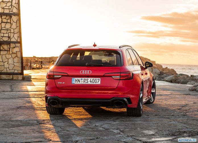 2018 Audi RS4 Avant - фотография 60 из 227