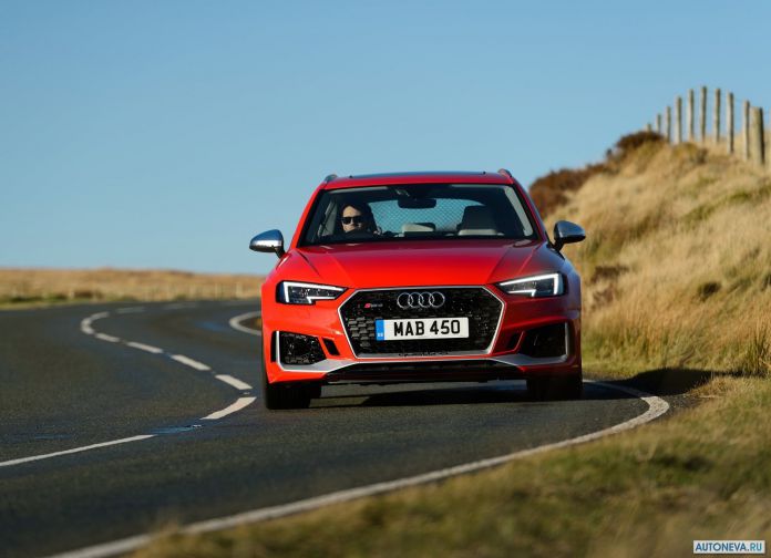 2018 Audi RS4 Avant - фотография 100 из 227