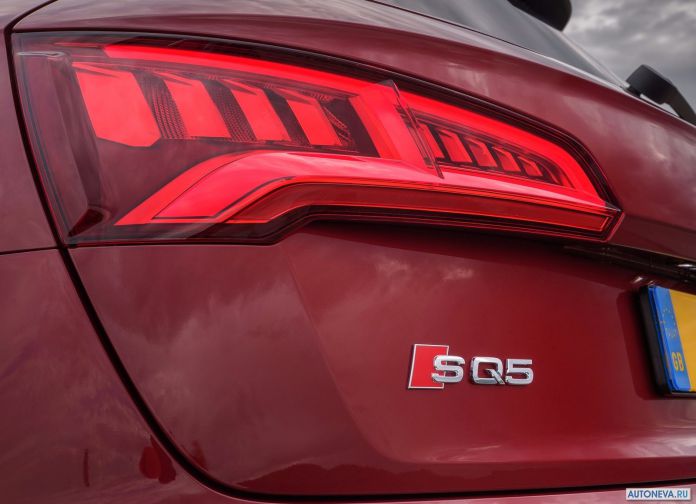 2018 Audi SQ5 3.0 TFSI - фотография 153 из 180