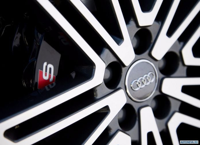 2018 Audi SQ5 3.0 TFSI - фотография 165 из 180