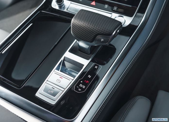 2019 Audi Q8 UK version - фотография 74 из 127