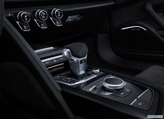 2019 Audi R8 Coupe - фотография 25 из 30