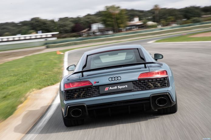 2019 Audi R8 V10 Performance - фотография 26 из 40