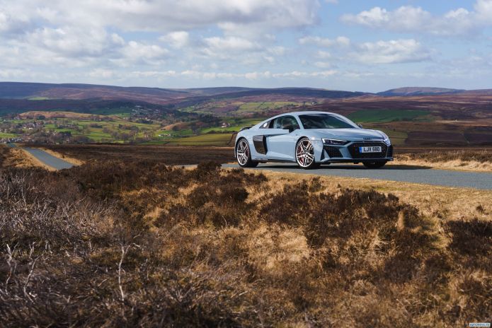 2019 Audi R8 V10 Performance UK - фотография 10 из 40