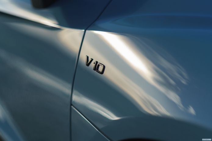 2019 Audi R8 V10 Performance UK - фотография 38 из 40