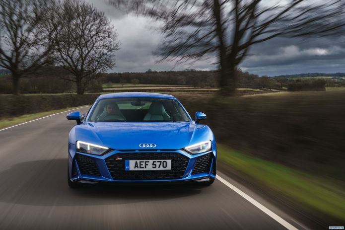 2019 Audi R8 V10 UK - фотография 3 из 40