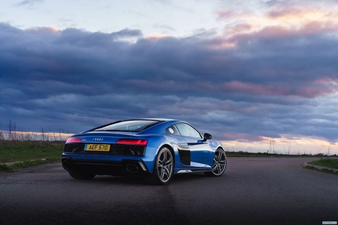 2019 Audi R8 V10 UK - фотография 19 из 40 2019 Audi R8 V10 UK - фотография 19 из 40