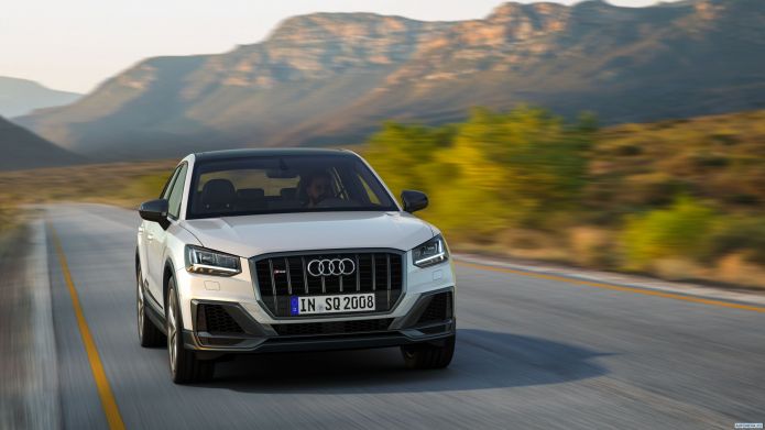 2019 Audi SQ2 - фотография 3 из 17