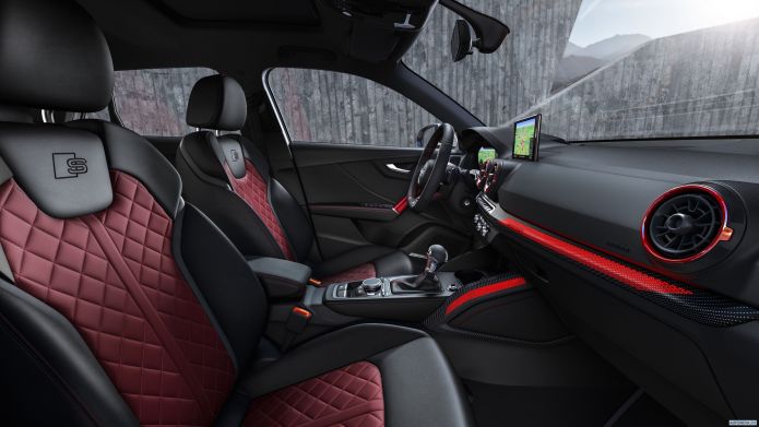 2019 Audi SQ2 - фотография 15 из 17