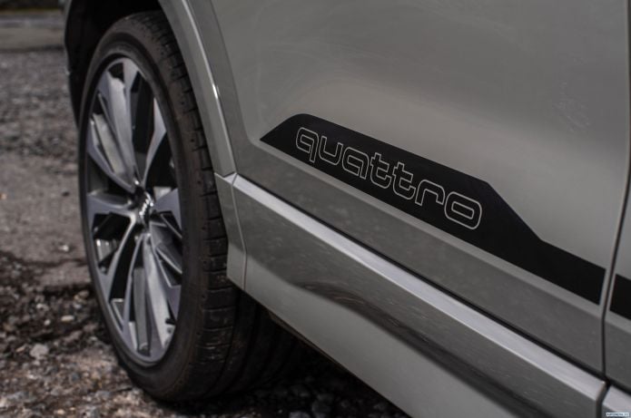 2019 Audi SQ2 UK - фотография 35 из 40