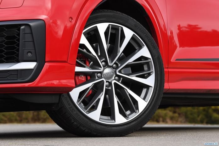 2019 Audi SQ2 UK - фотография 36 из 40