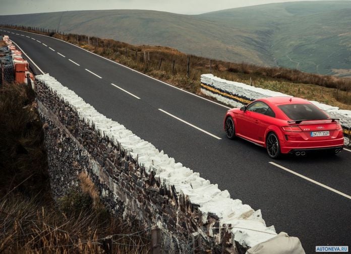 2019 Audi TTS Coupe - фотография 62 из 183
