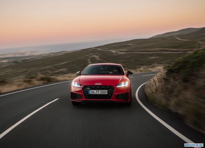 2019 Audi TTS Coupe - фотография 110 из 183