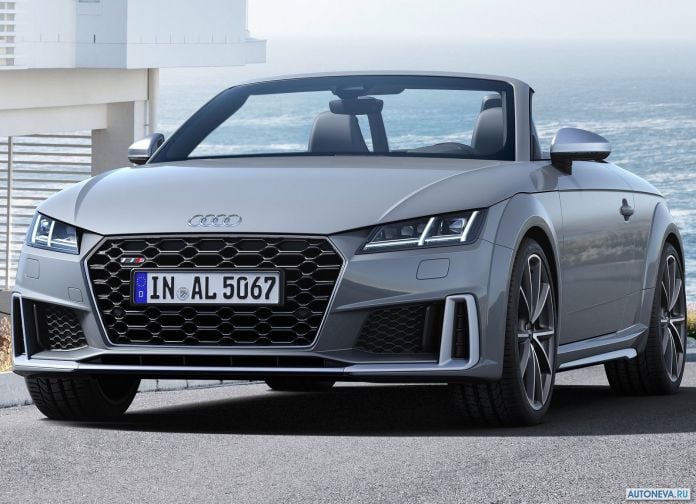 2019 Audi TTS Roadster - фотография 1 из 15