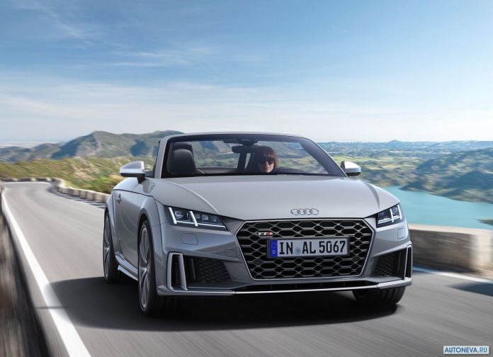 2019 Audi TTS Roadster - фотография 4 из 15