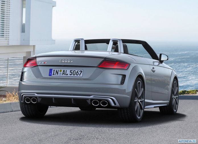 2019 Audi TTS Roadster - фотография 7 из 15